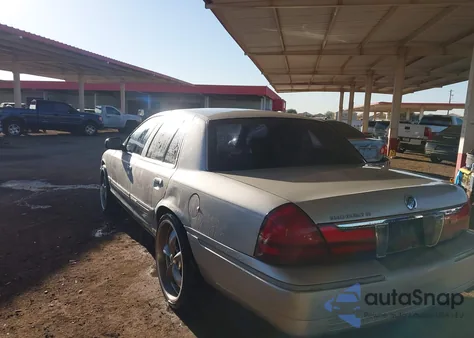 2003 Mercury Grand Marquis Gs from USA, damaged, VIN 2MEFM74W83X688078
